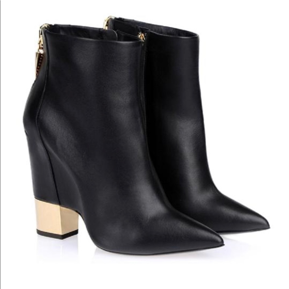 100% AUTHENTIC - Guiseppe Zannoti Booties Sz 38